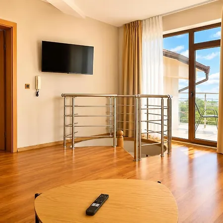 Apartament Boutique Maisonette | Sea View Near The *